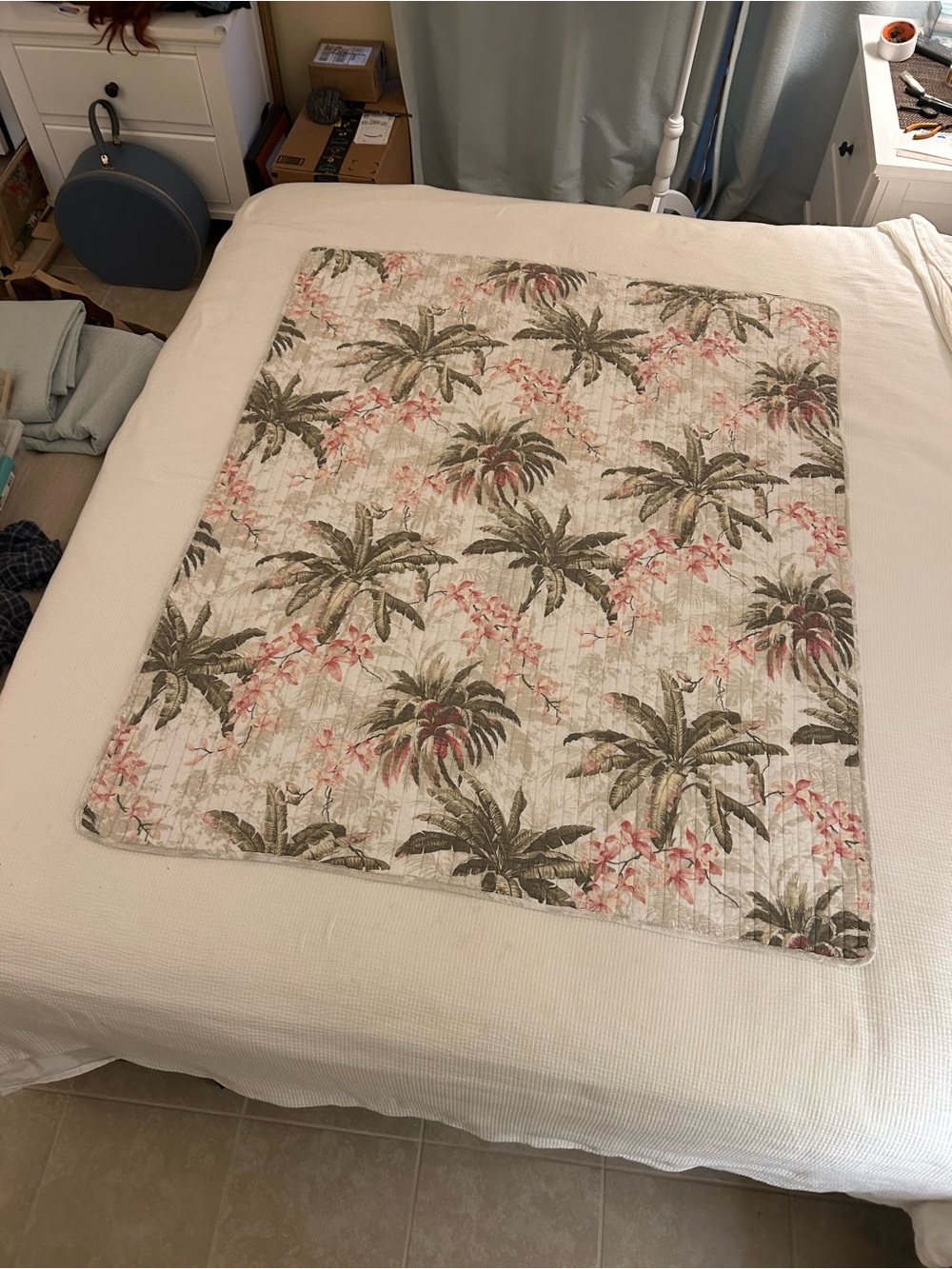 Tommy Bahama Tropical Palm Quilt in Cream, Green and Pink